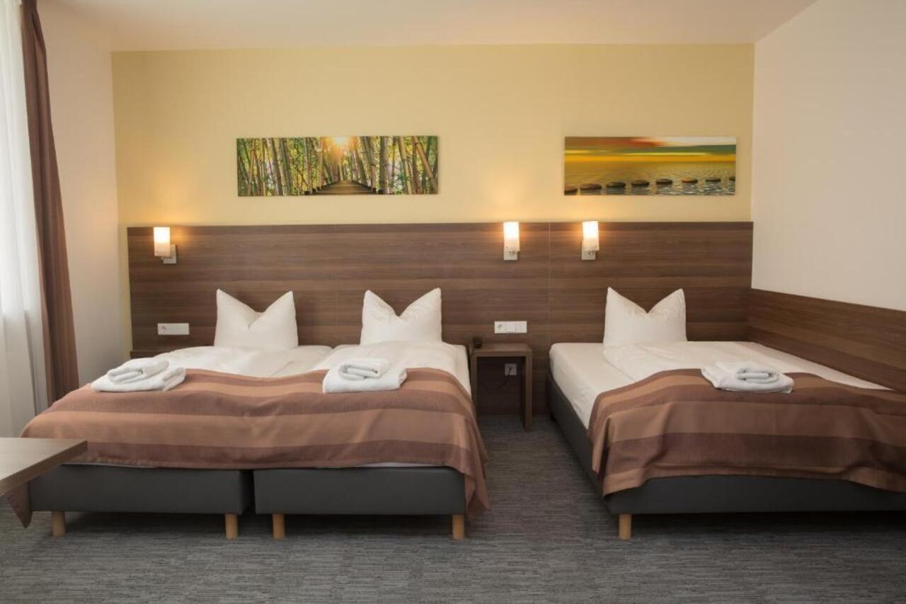 Goethe Hotel Messe By Trip Inn Франкфурт на Майн Екстериор снимка